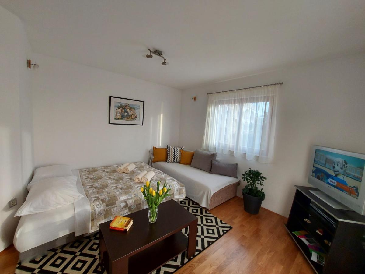 Apartments Gracia & Toni Трогир Экстерьер фото