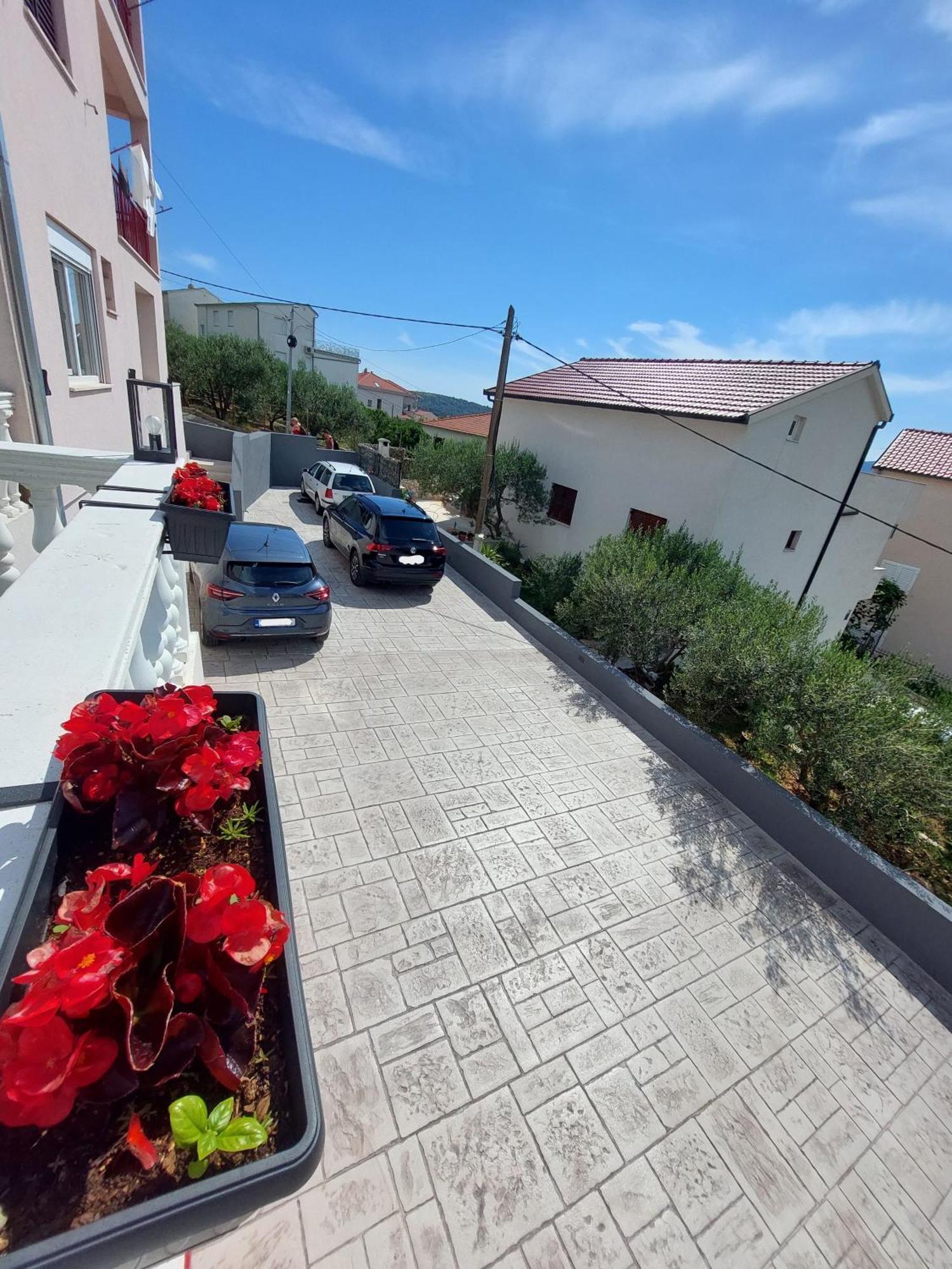 Apartments Gracia & Toni Трогир Экстерьер фото